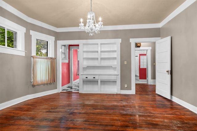 2231 Hurley Avenue, Fort Worth, TX 76110