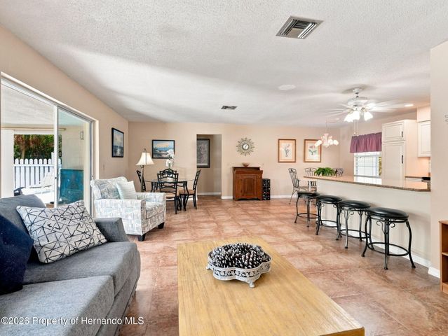 1014 N Appalachian Terrace, Crystal River, FL 34429