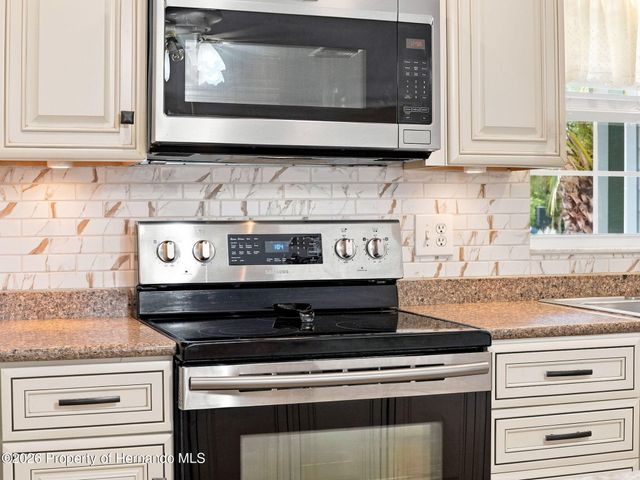 1014 N Appalachian Terrace, Crystal River, FL 34429