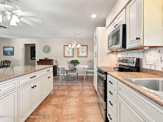 1014 N Appalachian Terrace, Crystal River, FL 34429