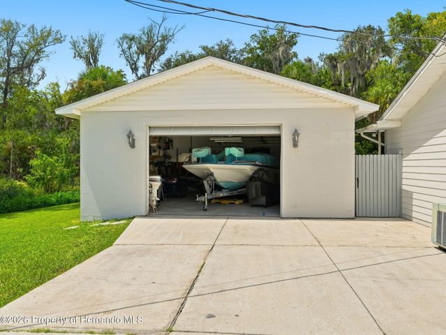 1014 N Appalachian Terrace, Crystal River, FL 34429