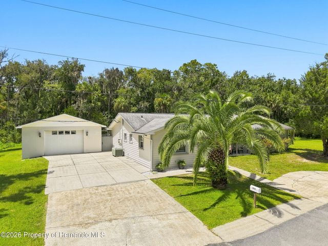1014 N Appalachian Terrace, Crystal River, FL 34429