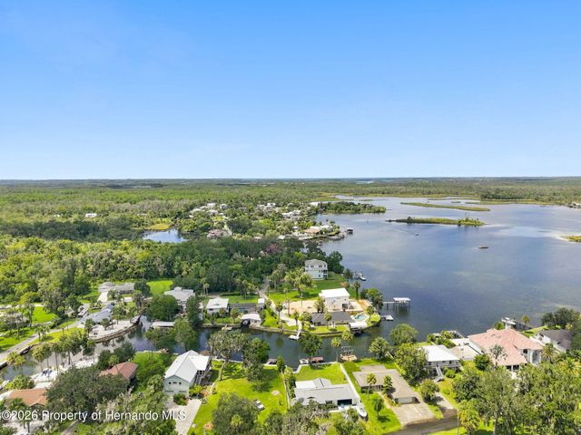 1014 N Appalachian Terrace, Crystal River, FL 34429