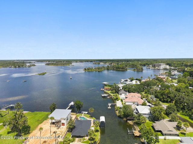 1014 N Appalachian Terrace, Crystal River, FL 34429
