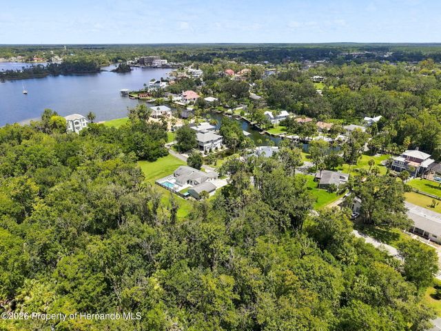 1014 N Appalachian Terrace, Crystal River, FL 34429