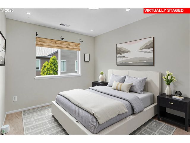 913 Se HANDEL Pl, Hillsboro, OR 97123