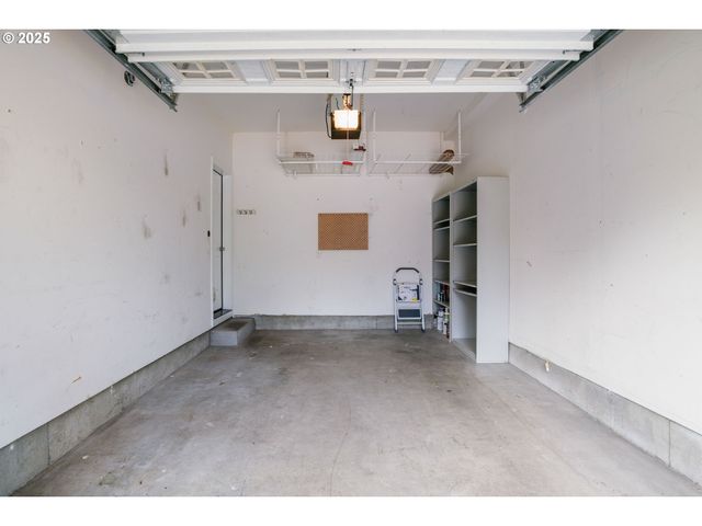 913 Se HANDEL Pl, Hillsboro, OR 97123