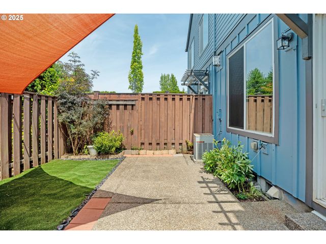 913 Se HANDEL Pl, Hillsboro, OR 97123