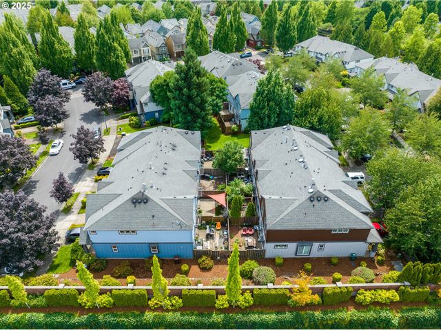 913 Se HANDEL Pl, Hillsboro, OR 97123