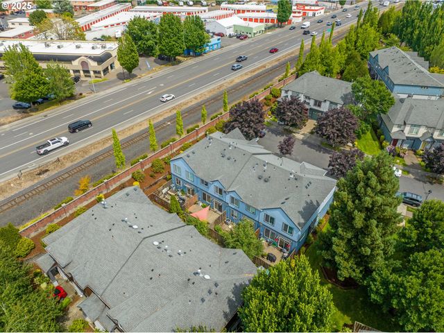 913 Se HANDEL Pl, Hillsboro, OR 97123