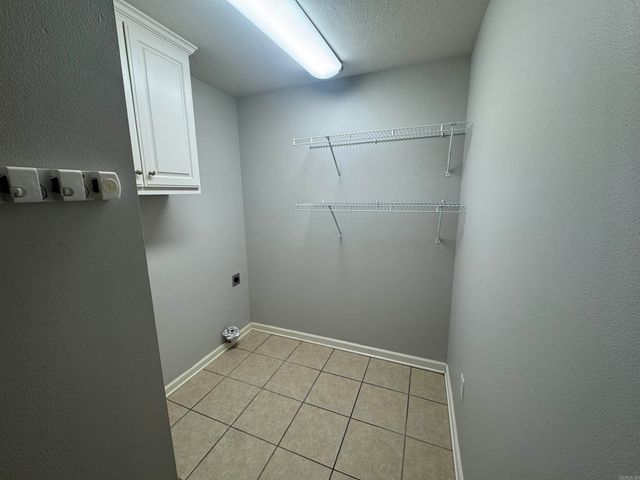 26 Rebecca, Searcy, AR 72143