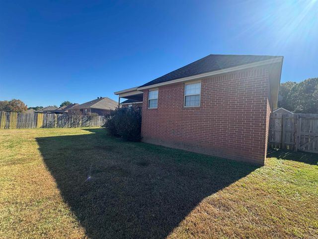 26 Rebecca, Searcy, AR 72143