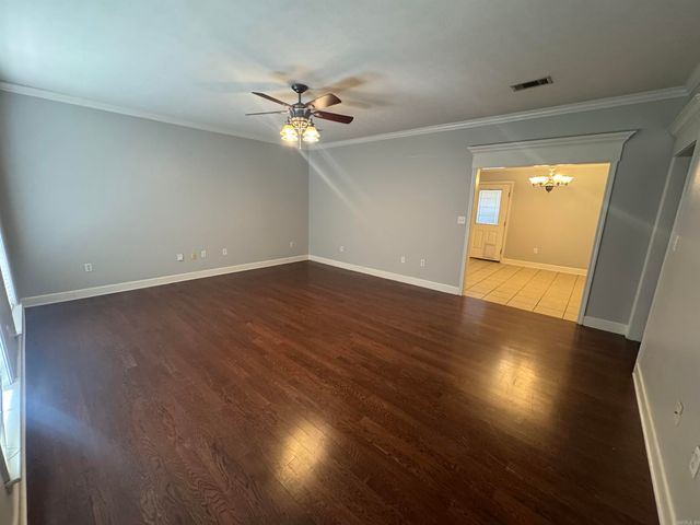 26 Rebecca, Searcy, AR 72143