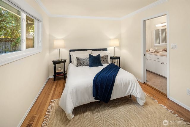16217 NE 25th Street, Bellevue, WA 98008