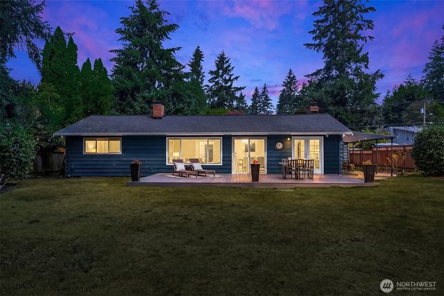 16217 NE 25th Street, Bellevue, WA 98008