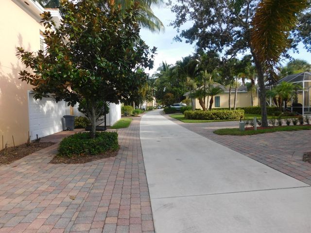 4014 Community Drive 1, Jupiter, FL 33458