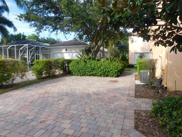 4014 Community Drive 1, Jupiter, FL 33458
