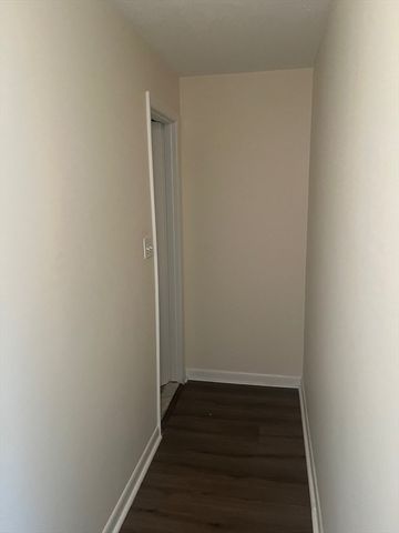 131 Mellen 22A, Framingham, MA 01702