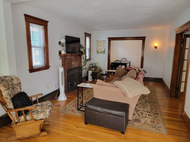 49 Leslie Road 49, Belmont, MA 02478
