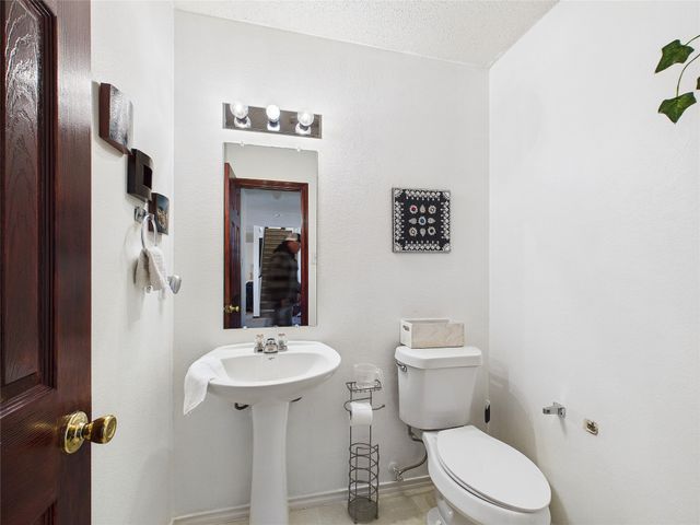 706 Rainsville Drive, Wylie, TX 75098