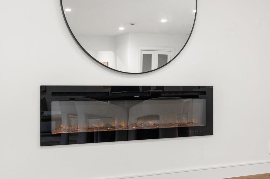 Image 17 of property listing at 1218 Sanchez Way, Redwood City, CA 94061