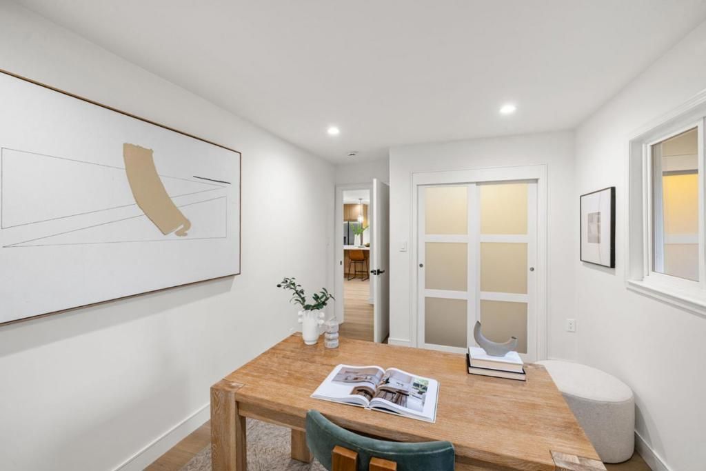 Image 25 of property listing at 1218 Sanchez Way, Redwood City, CA 94061