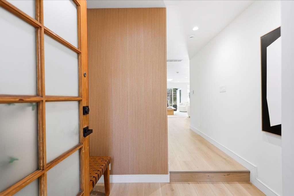 Image 4 of property listing at 1218 Sanchez Way, Redwood City, CA 94061