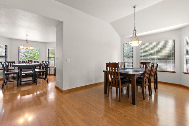 151 Audubon Cir, Sacramento, CA 95831