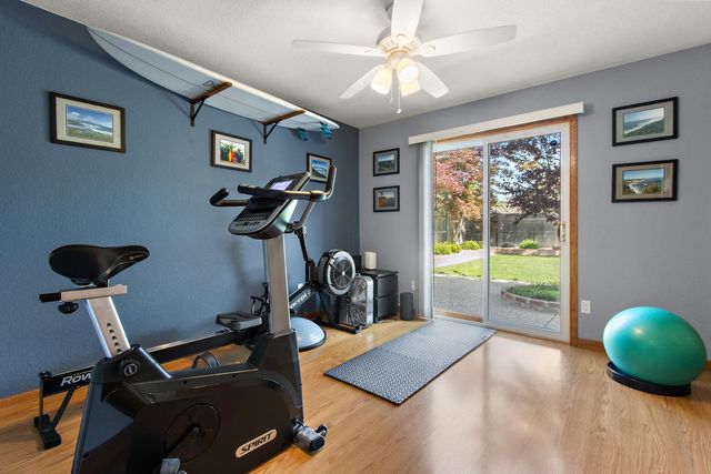 151 Audubon Cir, Sacramento, CA 95831