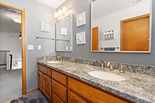 151 Audubon Cir, Sacramento, CA 95831