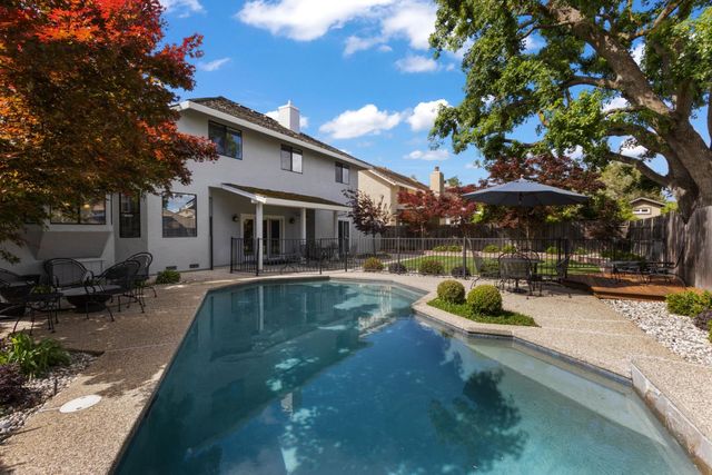 151 Audubon Cir, Sacramento, CA 95831
