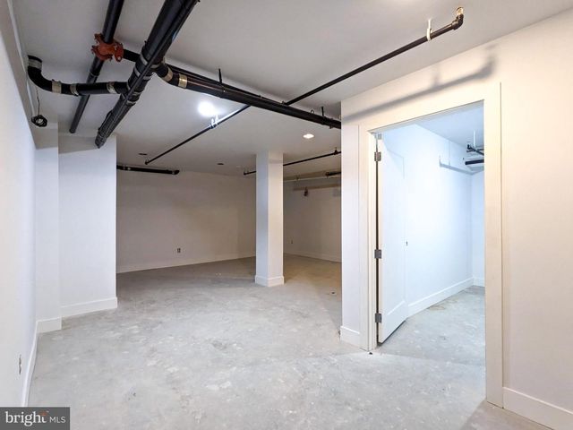 1800 S 16TH ST, Philadelphia, PA 19145