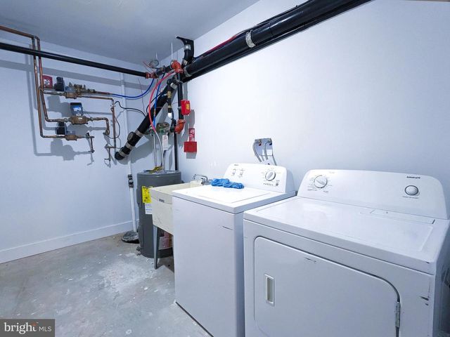 1800 S 16TH ST, Philadelphia, PA 19145