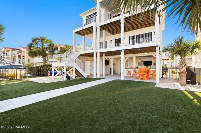 34 Pender Street, Ocean Isle Beach, NC 28469