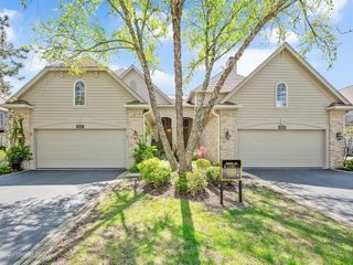 11025 Edgebrook Lane, Indian Head Park, IL 60525