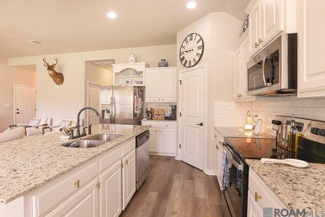 34668 Eagle Bend Dr, Denham Springs, LA 70706
