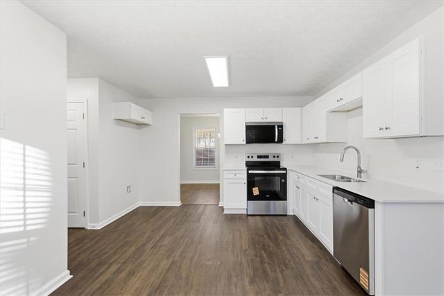 154 Azalea Drive, Winder, GA 30680