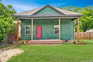 430 Aaron Pl, San Antonio, TX 78221