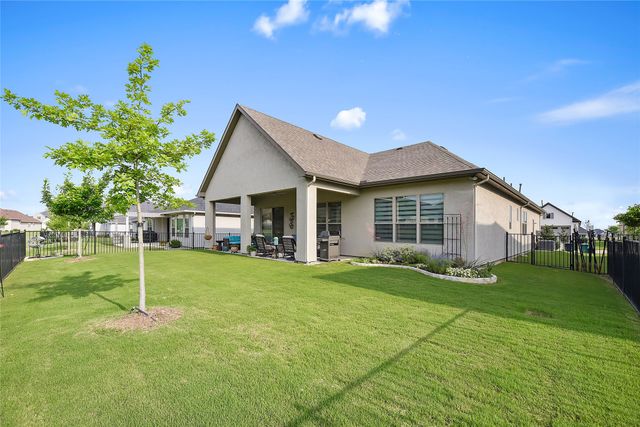 9601 Banded Iron Lane, Denton, TX 76207