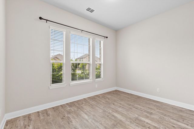 576 Spruce Trail, Forney, TX 75126