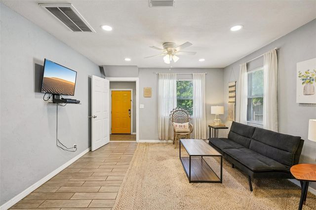 1608 PRESTON STREET S, St Petersburg, FL 33712