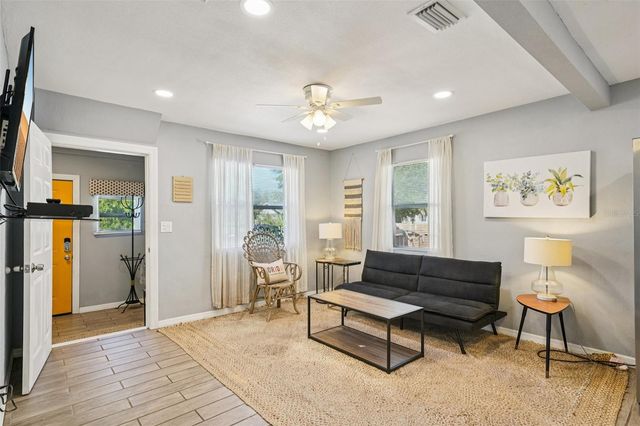 1608 PRESTON STREET S, St Petersburg, FL 33712