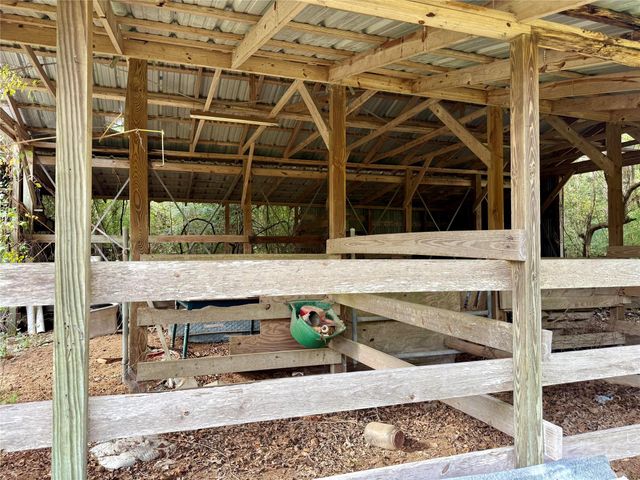 225 State Highway Loop 116, Livingston, TX 77351