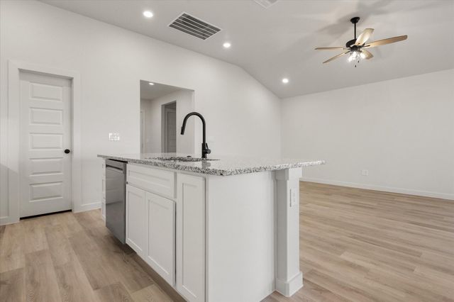 2404 Bryan Avenue, Wolfforth, TX 79382