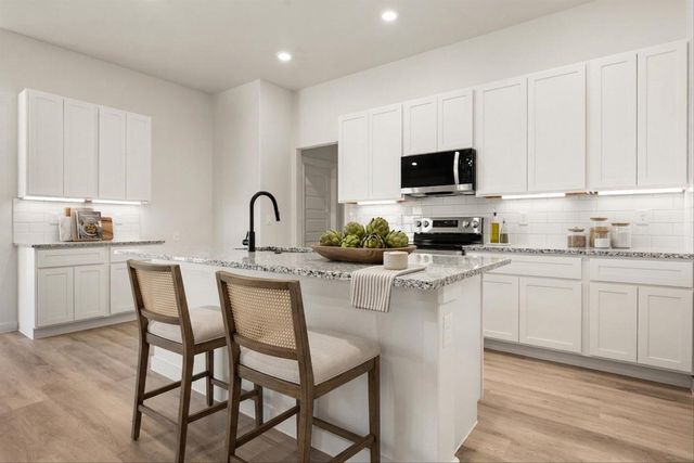 2404 Bryan Avenue, Wolfforth, TX 79382