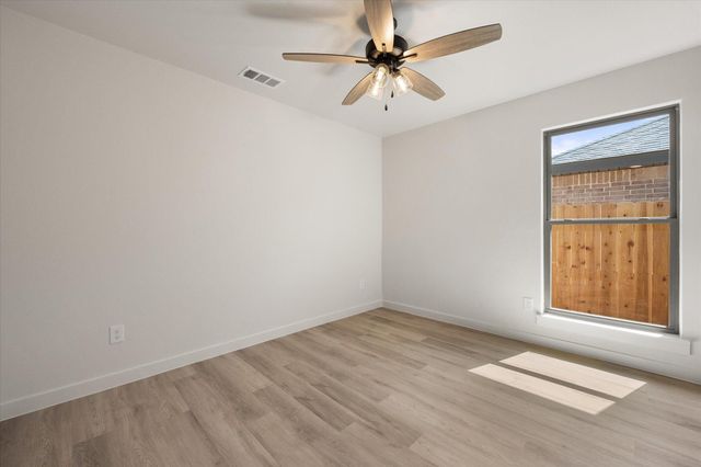 2404 Bryan Avenue, Wolfforth, TX 79382