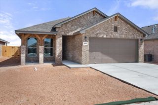 2404 Bryan Avenue, Wolfforth, TX 79382