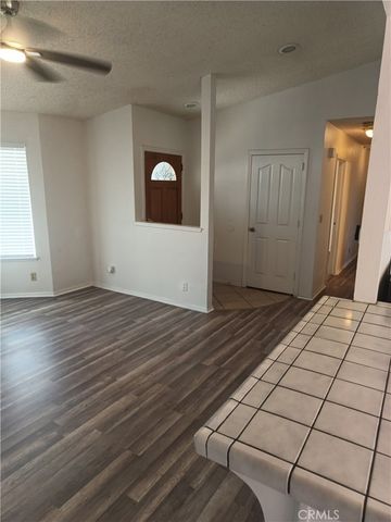 15975 NW Village Dr, Victorville, CA 92394