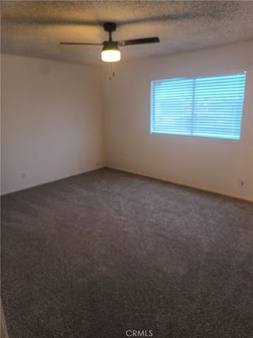15975 NW Village Dr, Victorville, CA 92394