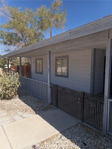 15975 NW Village Dr, Victorville, CA 92394